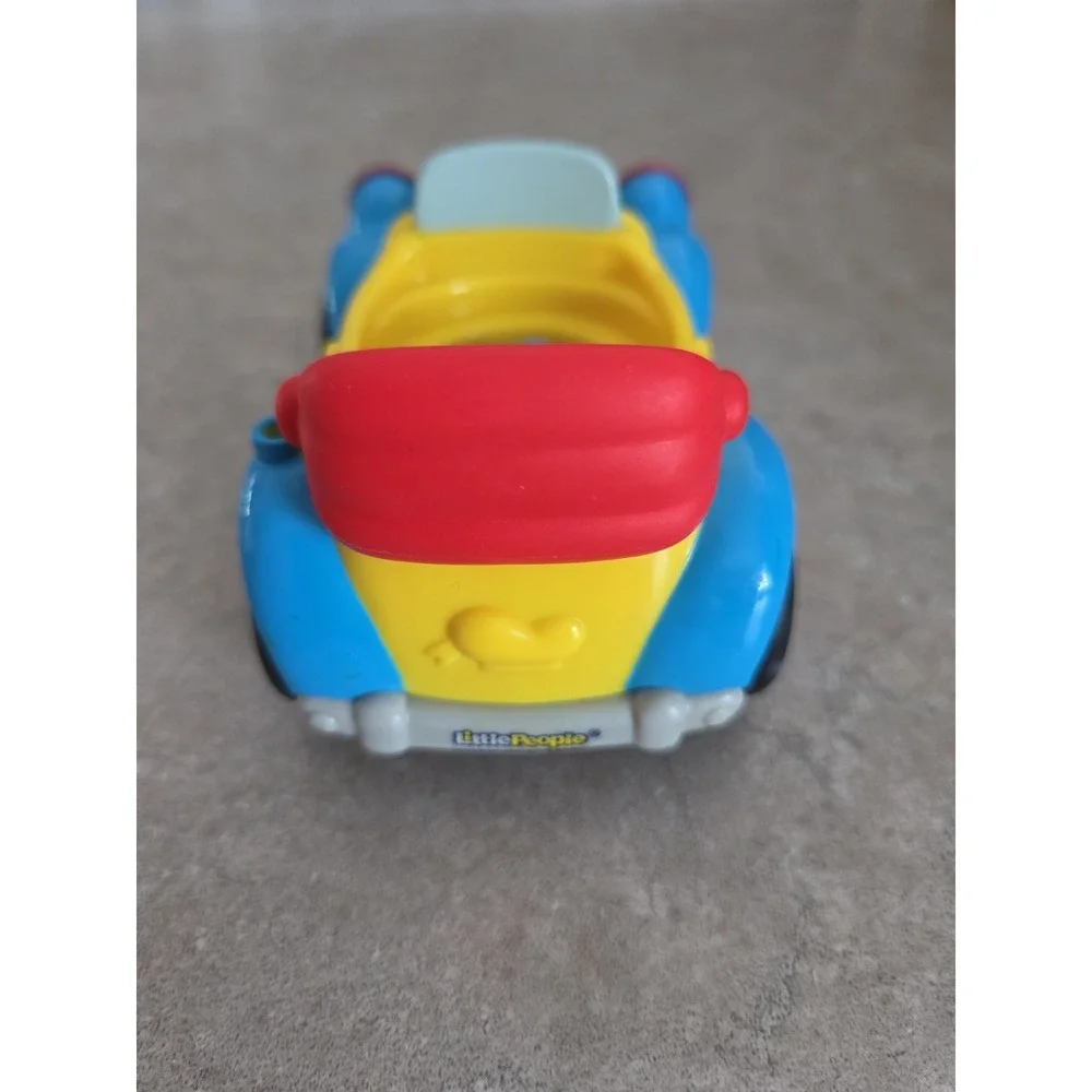 Fisher Price Little People Donald Duck Bouncing Car Magic of Disney